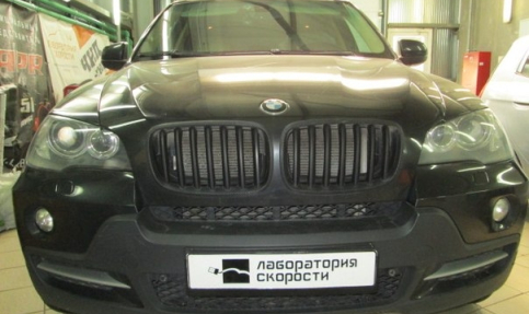 Чип-тюнинг BMW X5 E70 3.0d 235hp 2007 года выпуска